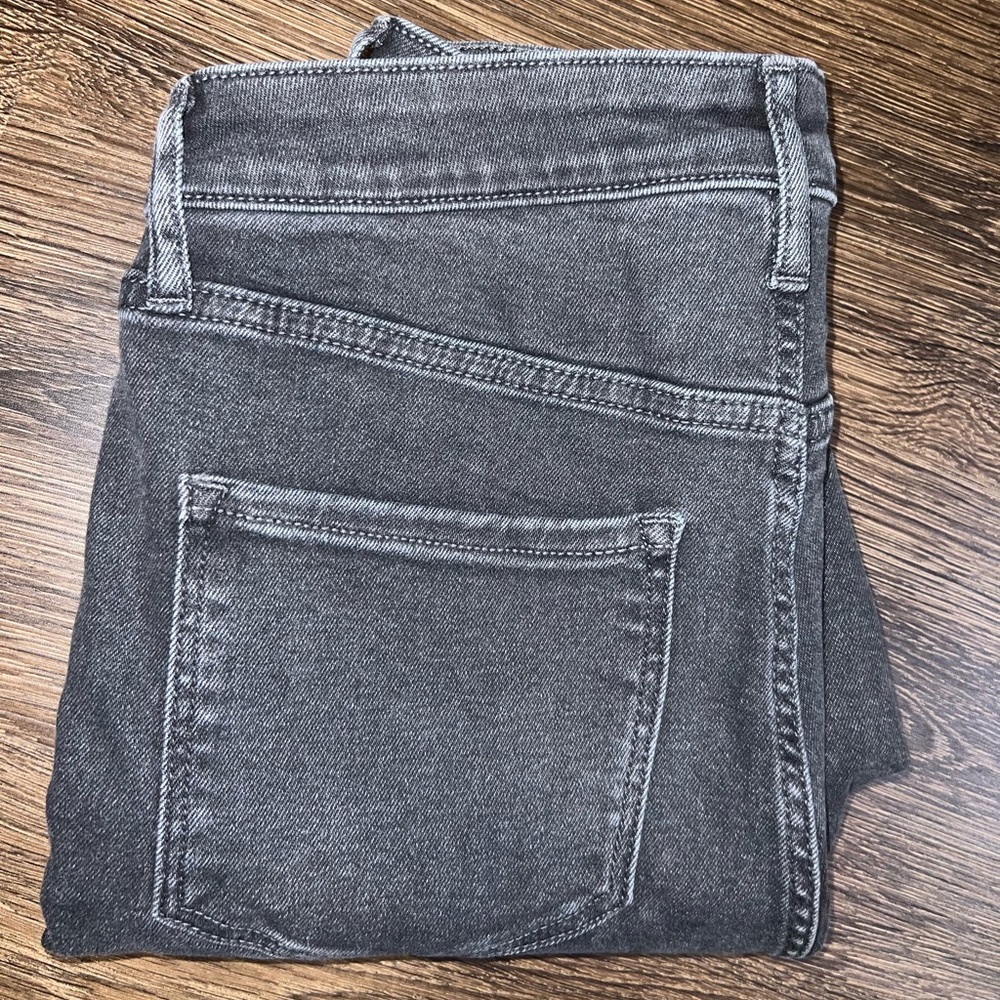 Old Navy Size 6 Extra High-Rise Rockstar Super Skinny Jeans w/Smoothing Pockets